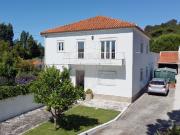 Moradia T2 à venda em Ribeira de Sintra