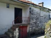 Moradia T2 à venda em Cinfães