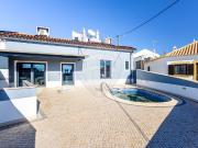 Moradia T2 à venda em Vila do Bispo