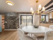 Moradia T2 + Anexo T0 totalmente remodelada com vista...