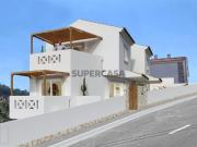 Moradia T2 com jardim e piscina privativa nas Azenhas do Mar