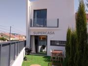 Moradia T2 com Jardim em Cascais Pronta a Habitar