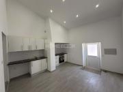 Moradia T2 Duplex REMODELADA com Terraço vista Castelo...