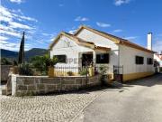 Moradia T2 em Alvados e Alcaria