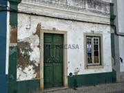 Moradia T2 em Santiago Maior e São João Baptista