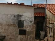 Moradia T2 em Sobreira Formosa e Alvito da Beira