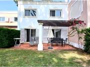 Moradia T2 Frente Golfe