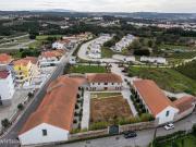Moradia T2 Nova em fase de trmino da obra, com piscina e...