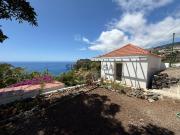 Moradia T2 Recuperada com Vista Mar na Calheta