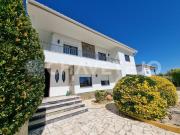 Moradia T3+1, com garagem, a 2 minutos do centro da...