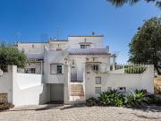 Moradia T3+1 com garagem em Armação de Pêra! Vista mar...