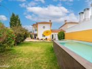Moradia T3+1 com Piscina e Garagem na Godigana, Sintra