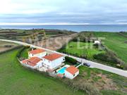 Moradia T3+1 com telheiro, churrasqueira e piscina...
