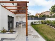 Moradia T3+1 contemporânea em Atibá, Estoril