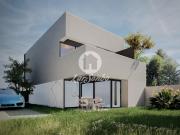 Moradia T3+1 de Luxo em Silva Escura Nova Construção,...