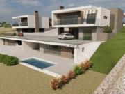 Moradia T3+1, em construção, com piscina em Mafra