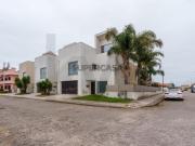 MORADIA T3+1 EM ESMORIZ A 300 METROS PRAIA
