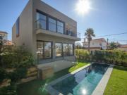 Moradia T3+1 em Murches | Lote 340m² | Piscina | Jardim...