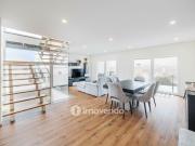 Moradia T3+1 moderna e exclusiva, com garagem e jardim,...