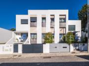 Moradia T3+1, Ramada e Caneças, Odivelas | BPI Expresso...