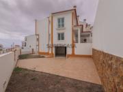 Moradia T3 +1 com garagem box e terraço na Ericeira a 10...