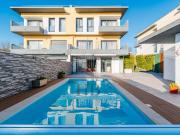 Moradia T3 +2 com Piscina e Jardim | Vila Verde | Sintra