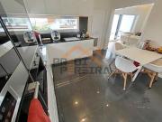 Moradia T3 +1, localizada no prestigiado bairro das...