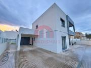 Moradia T3, A Dos Cunhados e Maceira, Torres Vedras |...