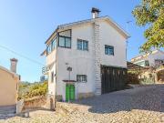 Moradia T3 à venda em Lamego