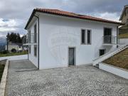 Moradia T3 à venda em Oliveira de Frades