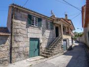 Moradia T3 à venda em Oliveira do Hospital