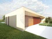 Moradia T3 à venda em Póvoa de Lanhoso