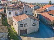 Moradia T3 à venda em Seia