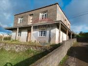 Moradia T3 à venda em Vila do Porto