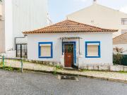 MORADIA T3 ALVERCA COM LOGRADOURO