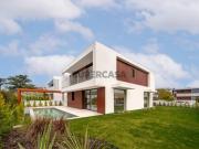 Moradia T3 c/ Piscina e Jardim Relvado | Sintra