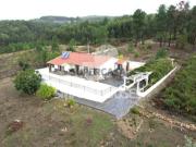 Moradia T3 Casal S. João c/ terreno