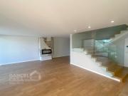 Moradia T3 com acabamentos de luxo em Abade Neiva...