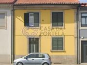 Moradia T3 com elevado potencial S.M. Infesta 120m² São...