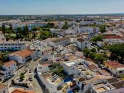 Moradia T3 com Espaço Comercial no Centro de Tavira...