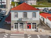 Moradia T3 com Espaço Comercial | Praia das Macas
