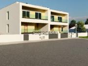 Moradia T3 com garagem em construção em Miragaia, Lourinhã