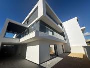 MORADIA T3 COM GARAGEM, MEXILHOEIRA GRANDE