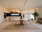 Moradia T3 com Piscina a 350m da Praia Madalena, Vila...