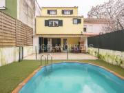 Moradia T3 com Piscina Bairro de Santa Cruz, Benfica