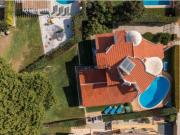 Moradia T3 com Piscina e Jardim Amplo em Vilamoura...