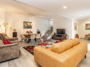 Moradia T3 com piscina e jardim, Moita, Alhos Vedros