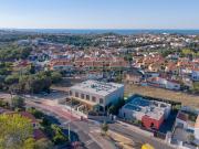 Moradia T3 com piscina e jardim privativo Cascais