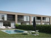 Moradia T3 com piscina e salão