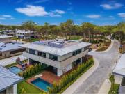 Moradia T3 com piscina em condomínio sustentável |...